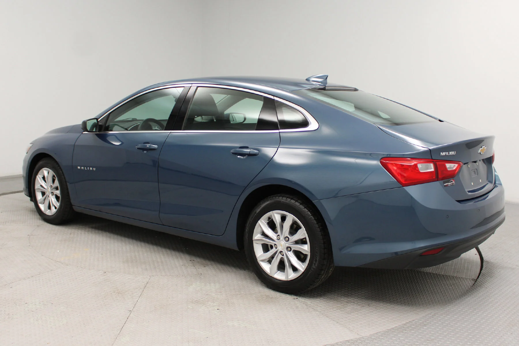 Used 2024 Lakeshore Blue Metallic Chevrolet 4dr Sdn 1LT image 33