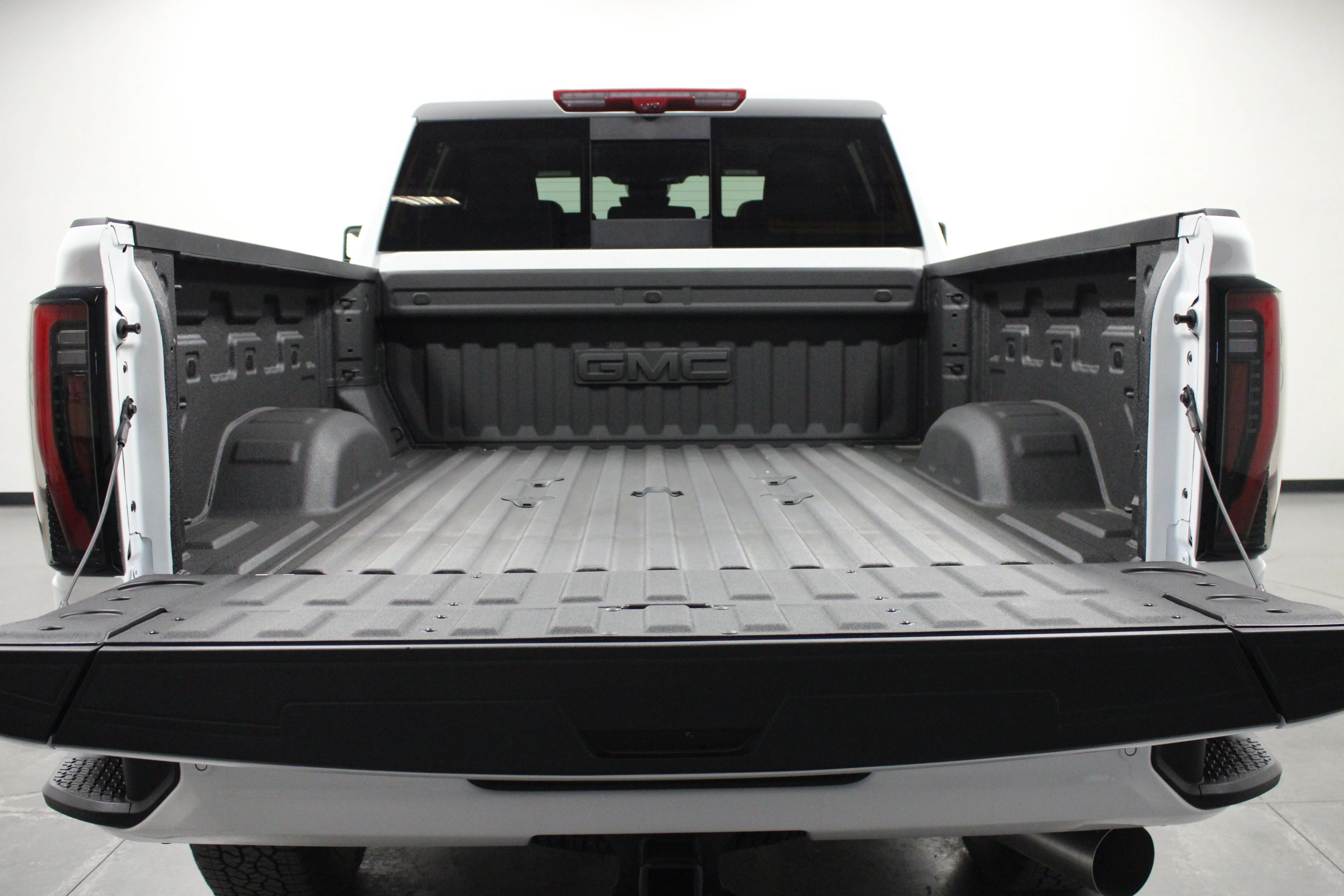 2026 GMC Sierra 2500HD AT4 - Photo 14