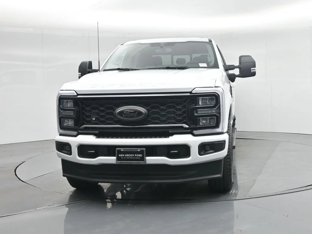New 2026 White Ford XLT image 81