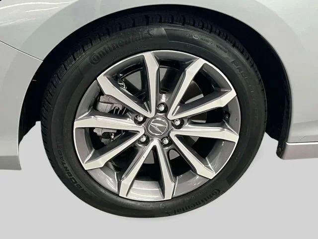 Certified Used 2024 Lunar Silver Metallic Acura Base image 6