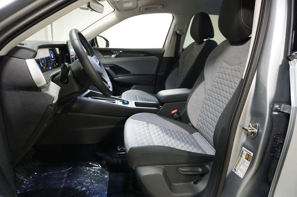 New 2026 Silver Volkswagen 2.0T S image 10