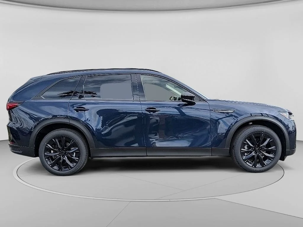 New 2026 Blue Mazda 3.3 Turbo Premium image 8