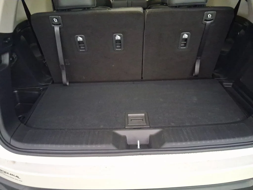 Used 2025 White Honda Touring image 28