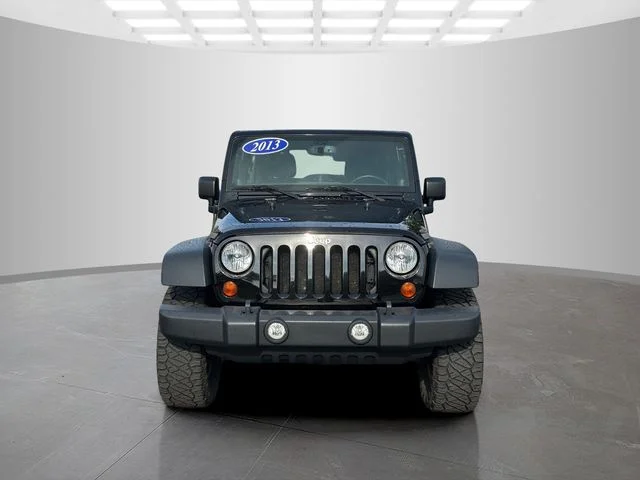 Used 2013 Black Jeep Unlimited Rubicon image 2