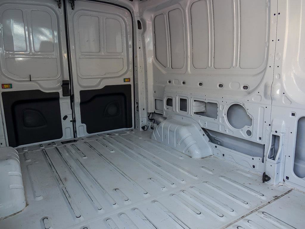 Used 2023 Oxford White Ford Base image 29