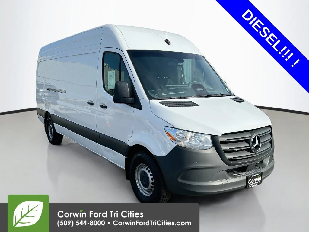 2025 Mercedes-Benz Sprinter Cargo Van Base