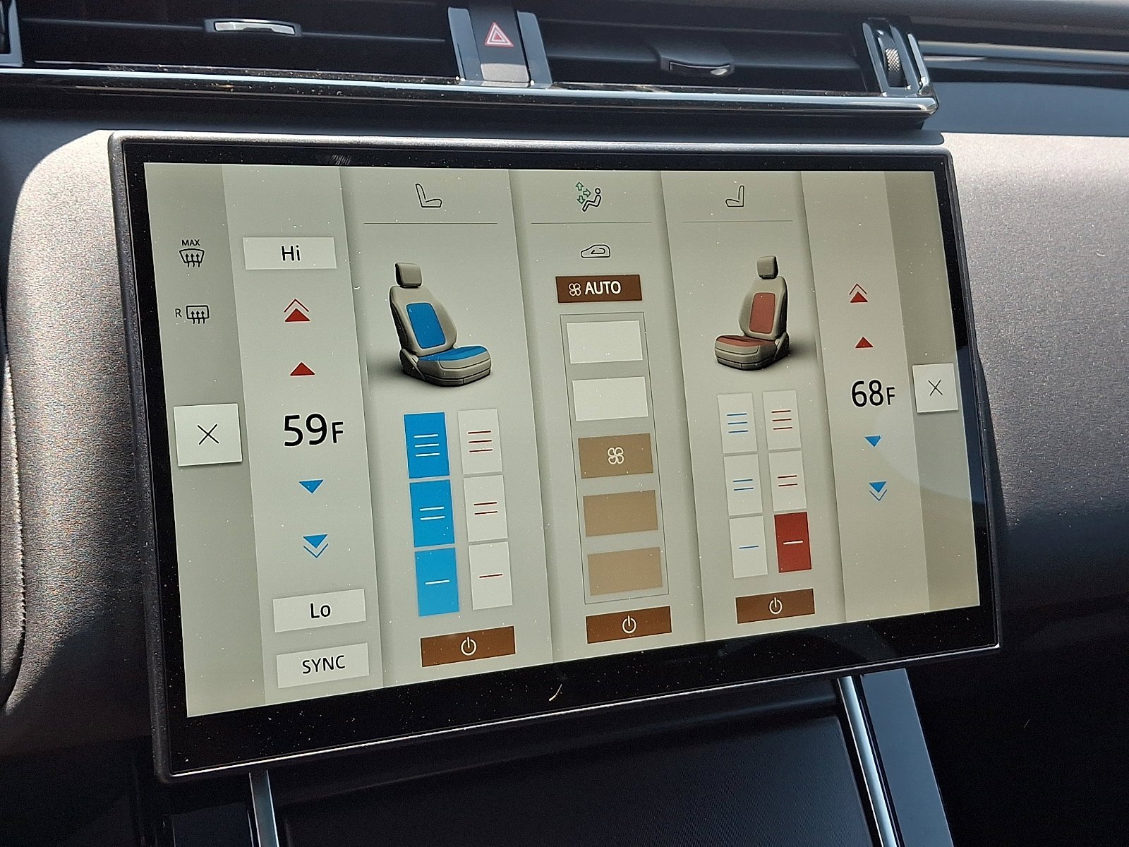 New 2026 Fuji White LAND ROVER Dynamic SE image 13