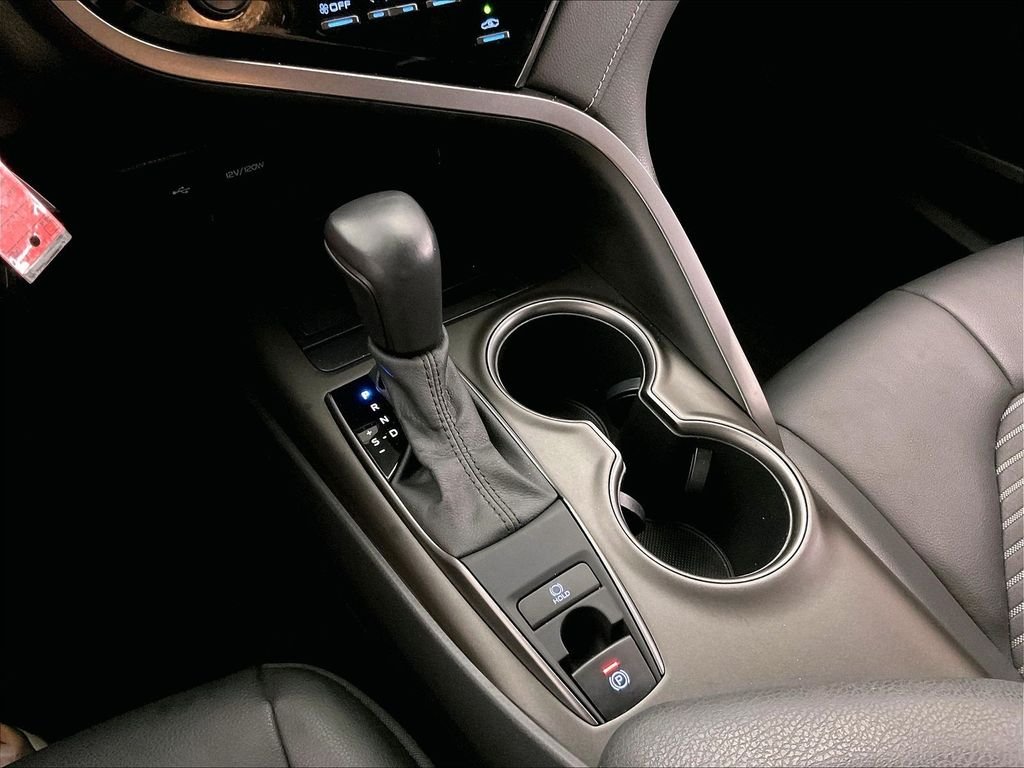 Used 2021 White Toyota SE Nightshade image 36