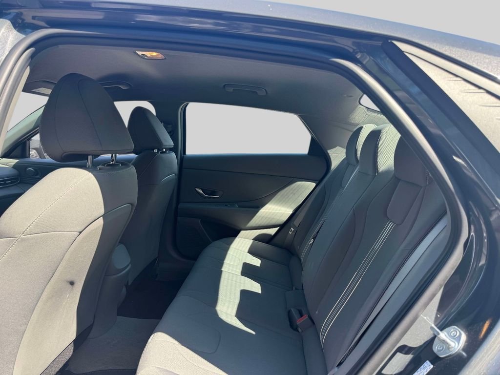 Used 2023 Gray Hyundai SEL image 11