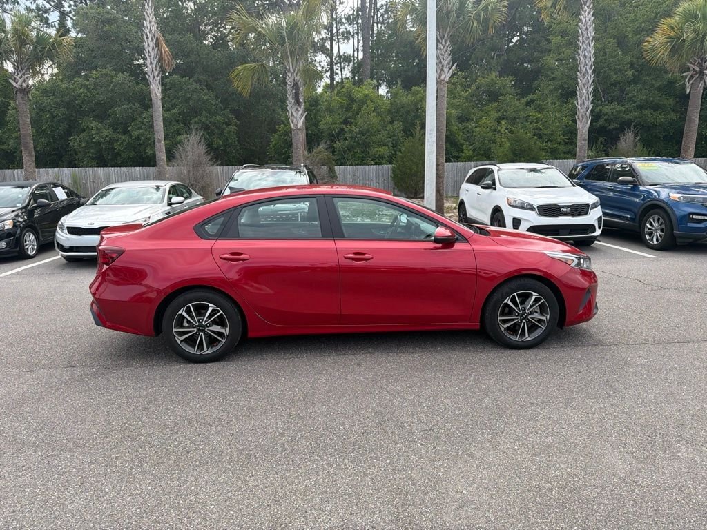 Certified Used 2023 Red Kia LXS image 3