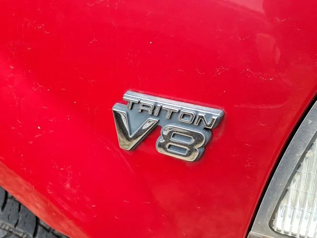 Used 2002 Red Ford XLT image 12