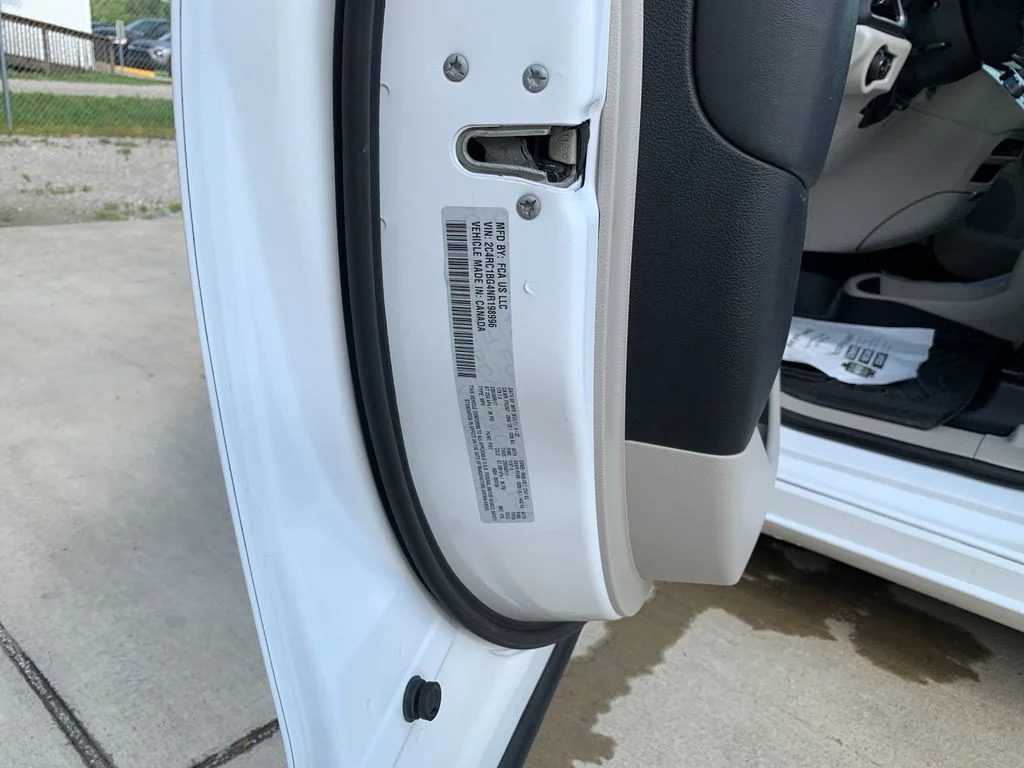 Used 2022 White Chrysler Touring L image 37
