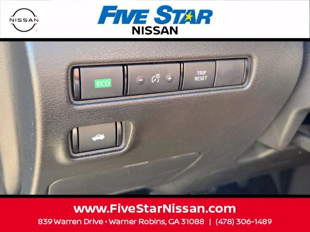Used 2024 Gray Nissan SR image 28