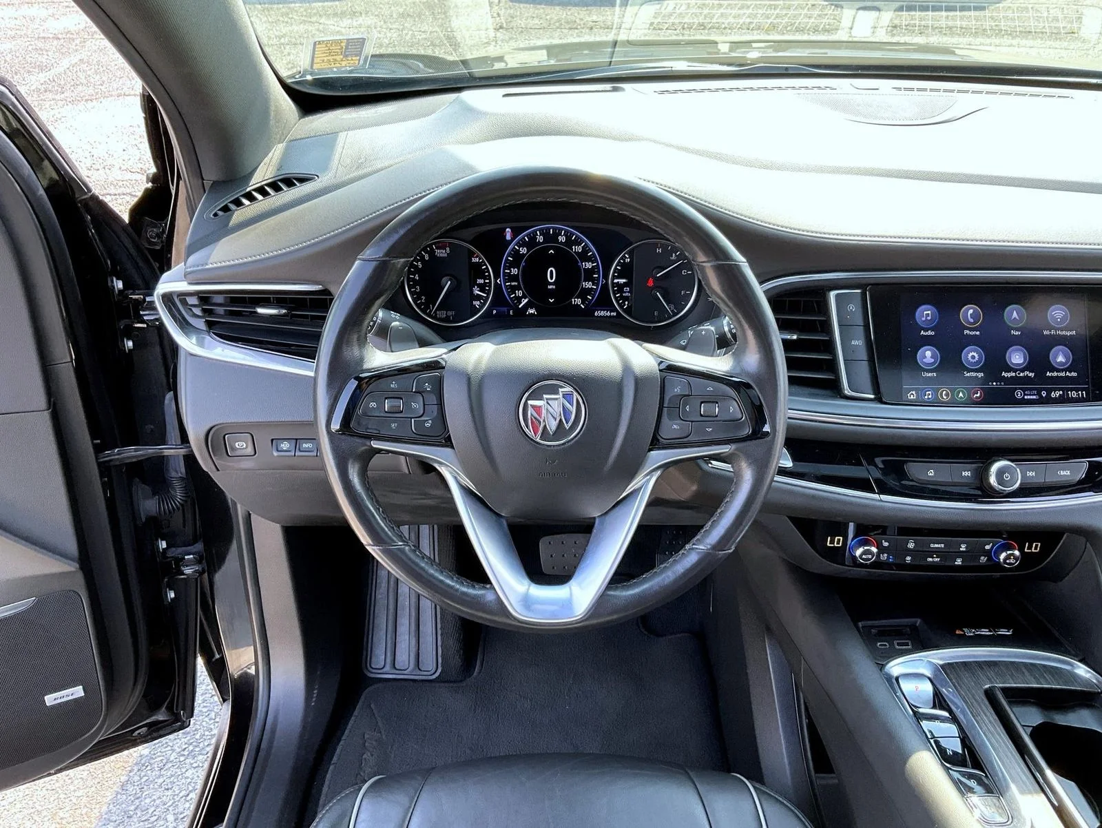 Used 2023 Black Buick Avenir image 11