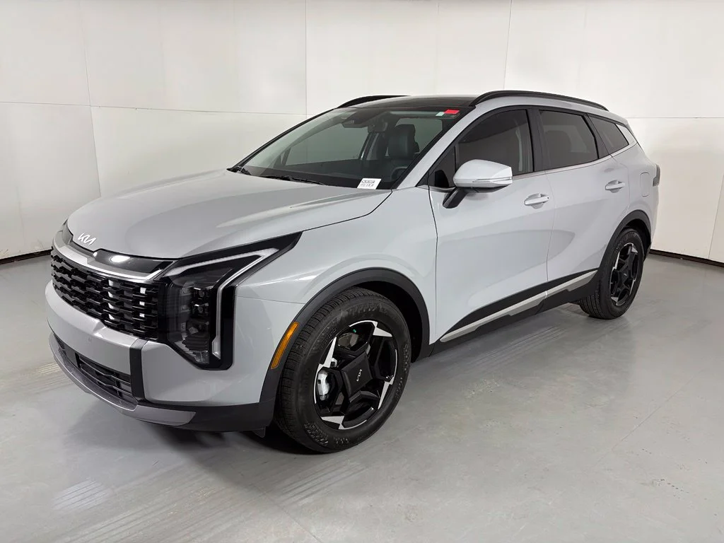 Used 2026 Gray Kia EX image 4
