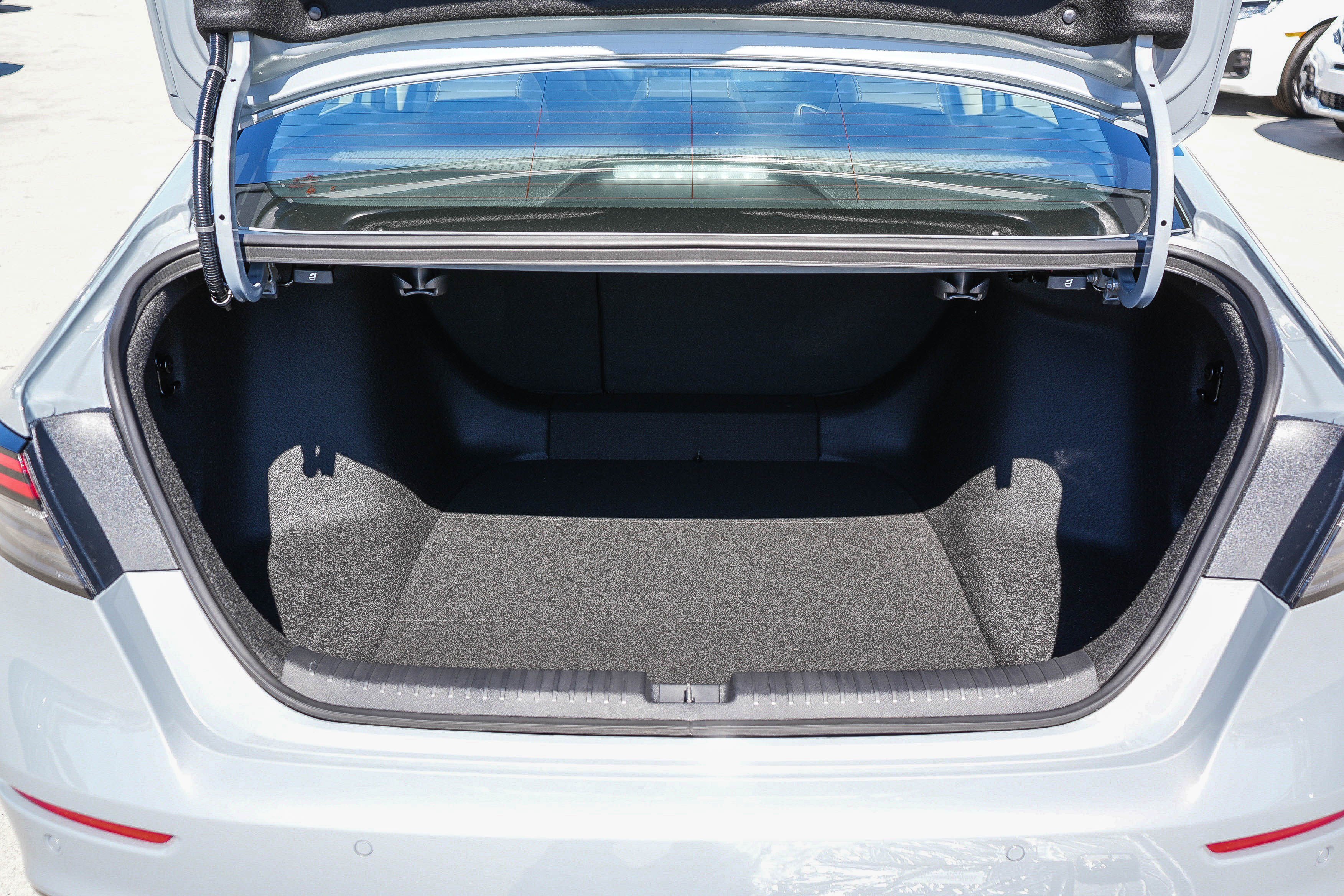 New 2026 Urban Gray Pearl Honda Touring image 12