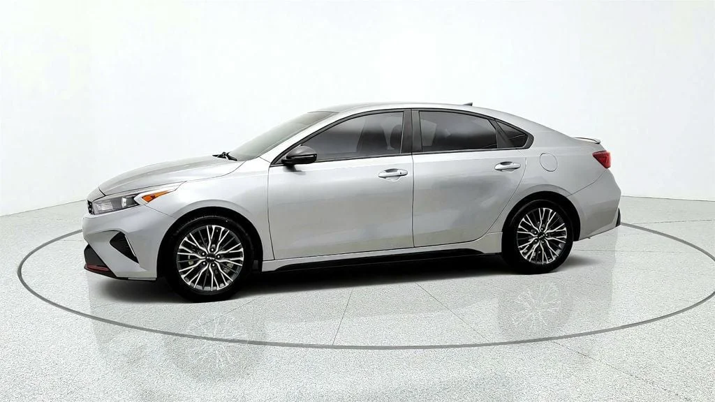 Used 2024 Steel Gray Kia GT-Line IVT image 8
