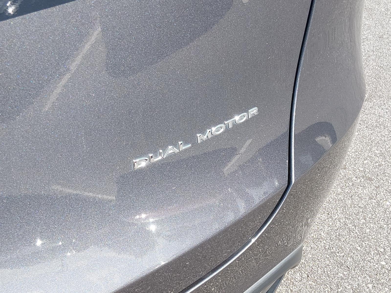 Used 2022 Midnight Silver Metallic Tesla Long Range image 24