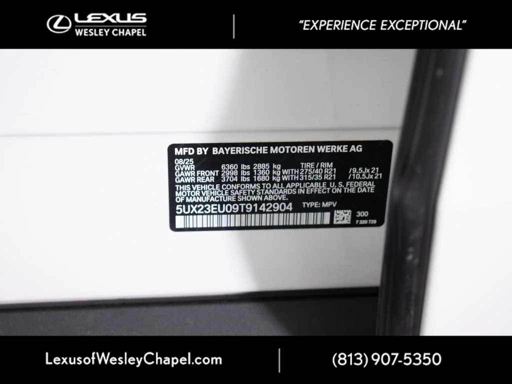 Used 2026 White BMW xDrive40i image 38