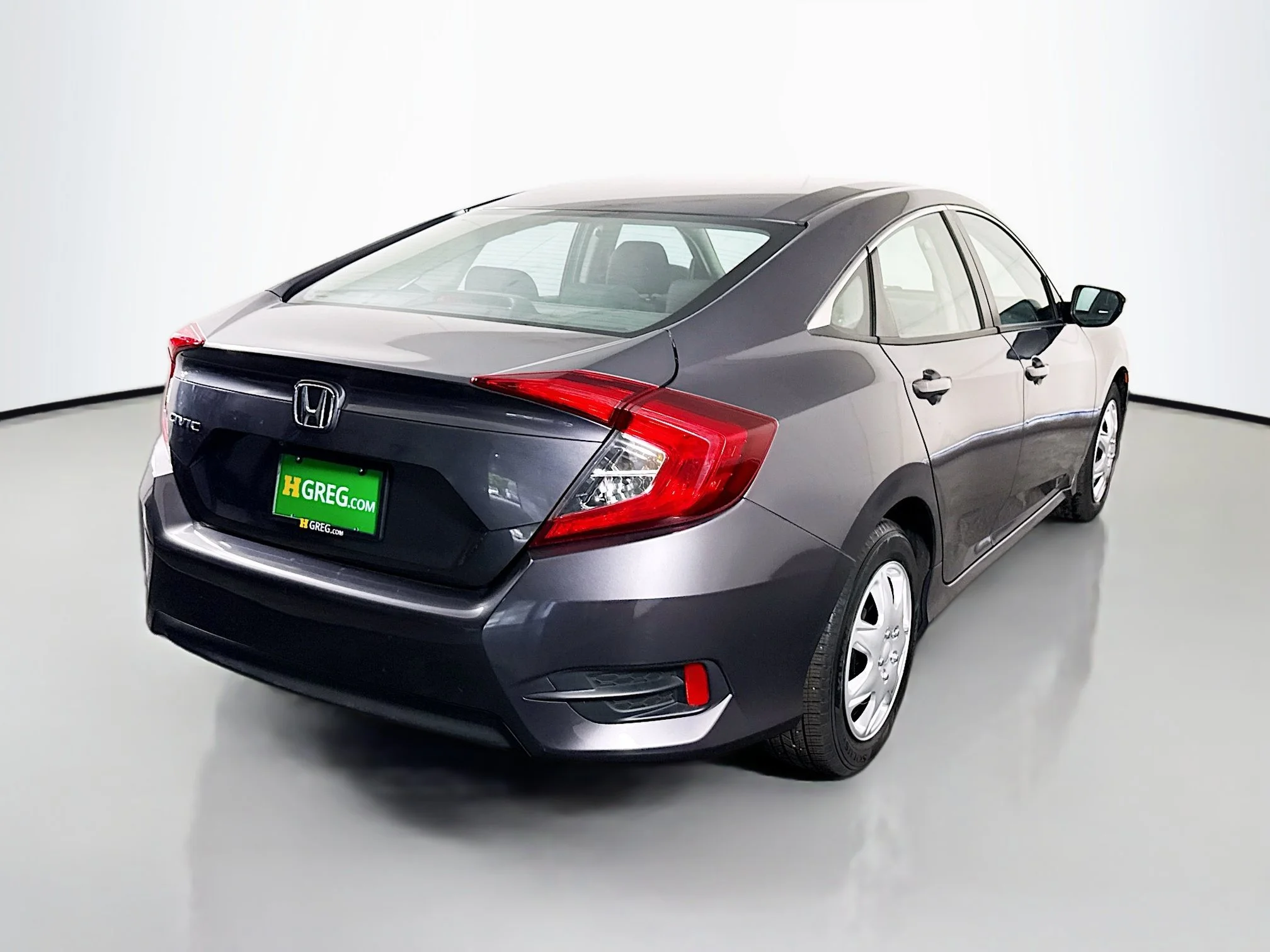 Used 2018 Modern Steel Metallic Honda LX image 7