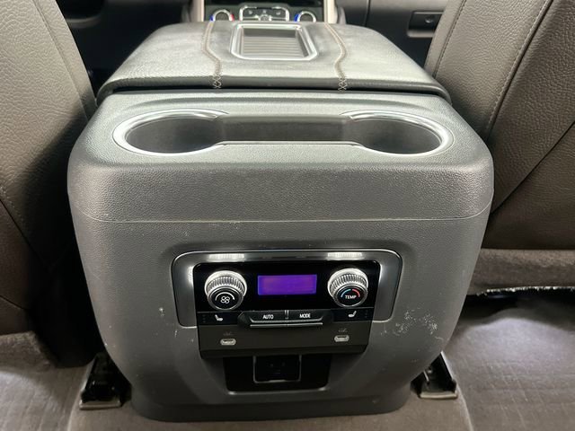 2022 GMC Yukon Denali - Photo 19