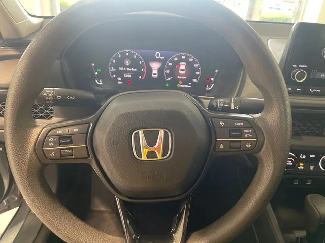2025 Honda Accord LX - Photo 8