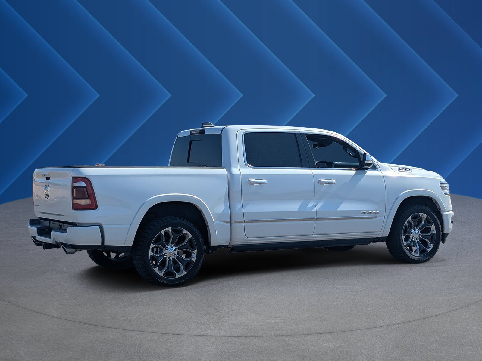 Used 2021 Ivory White Tri-Coat Pearlcoat Ram Limited image 3