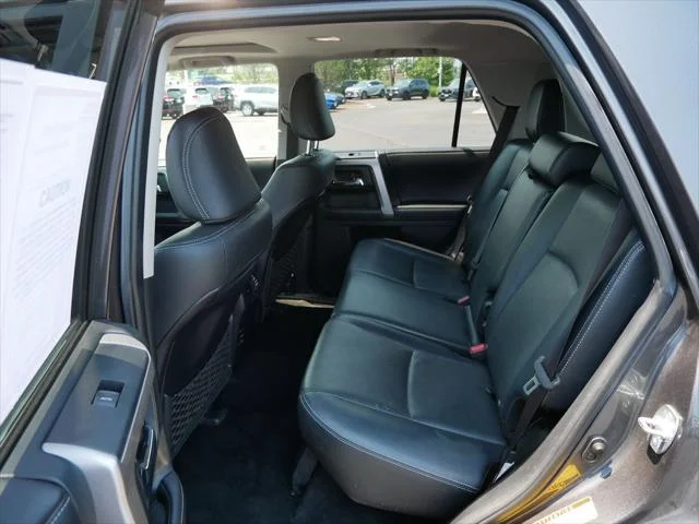 Certified Used 2018 MAGNETIC GRAY MET. Toyota  image 11