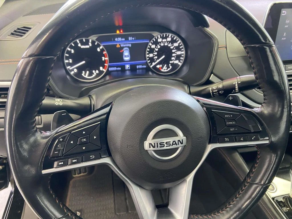 Used 2021 Black Nissan 2.5 SR image 18