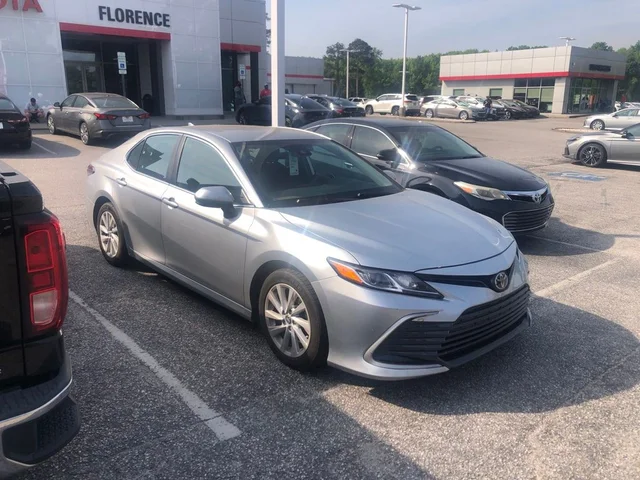2022 Toyota Camry LE