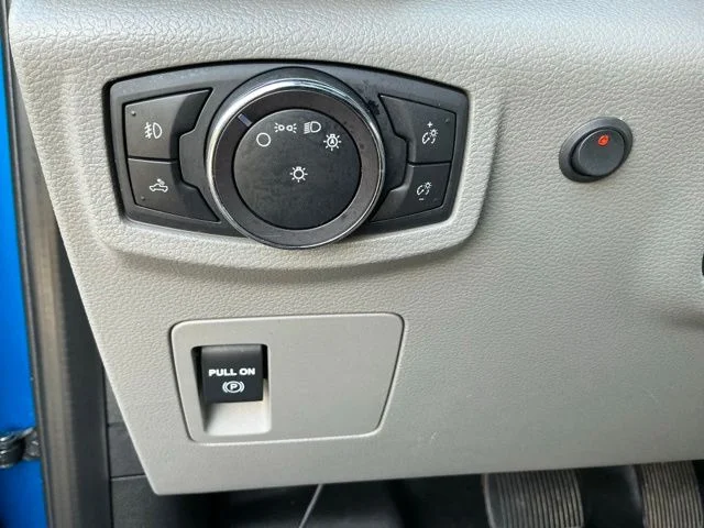 Used 2019 Blue Metallic Ford XL image 29