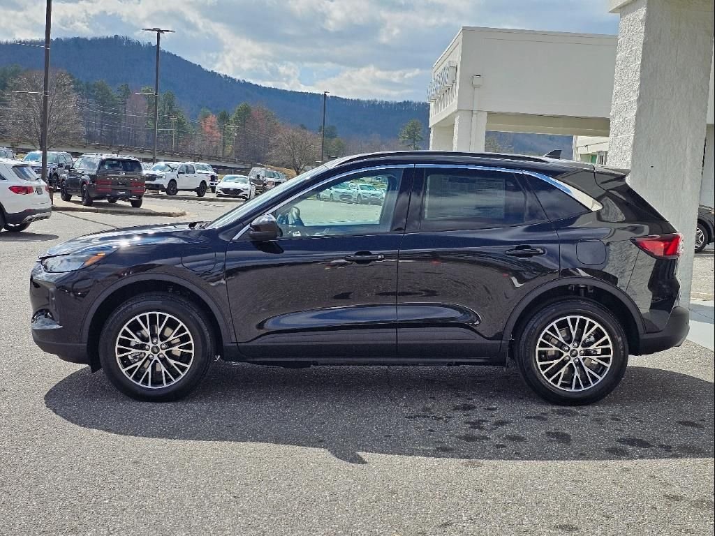 Used 2024 Ford Escape PHEV with VIN 1FMCU0E19RUA16461 for sale in Connelly Springs, NC