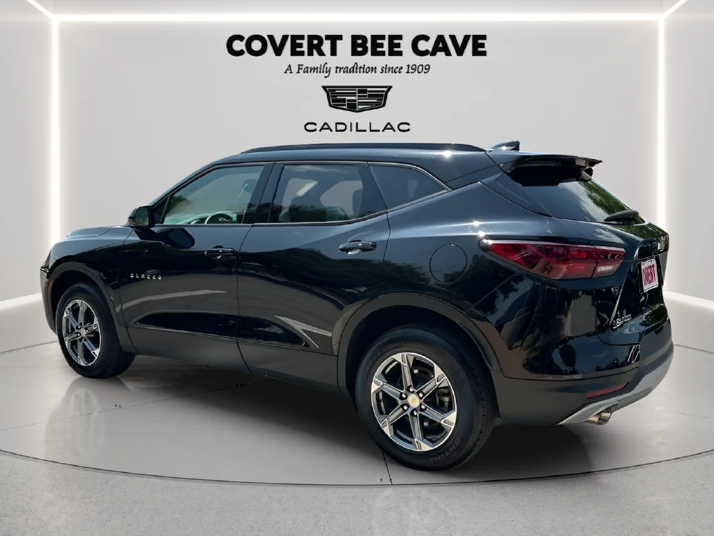 Used 2024 Black Chevrolet LT image 17