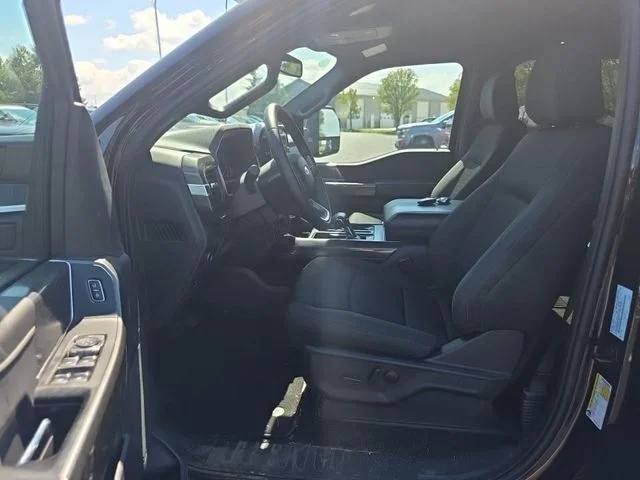 Used 2023 Black Ford XLT image 20