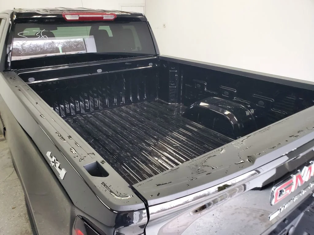 New 2026 Onyx Black GMC Elevation image 26