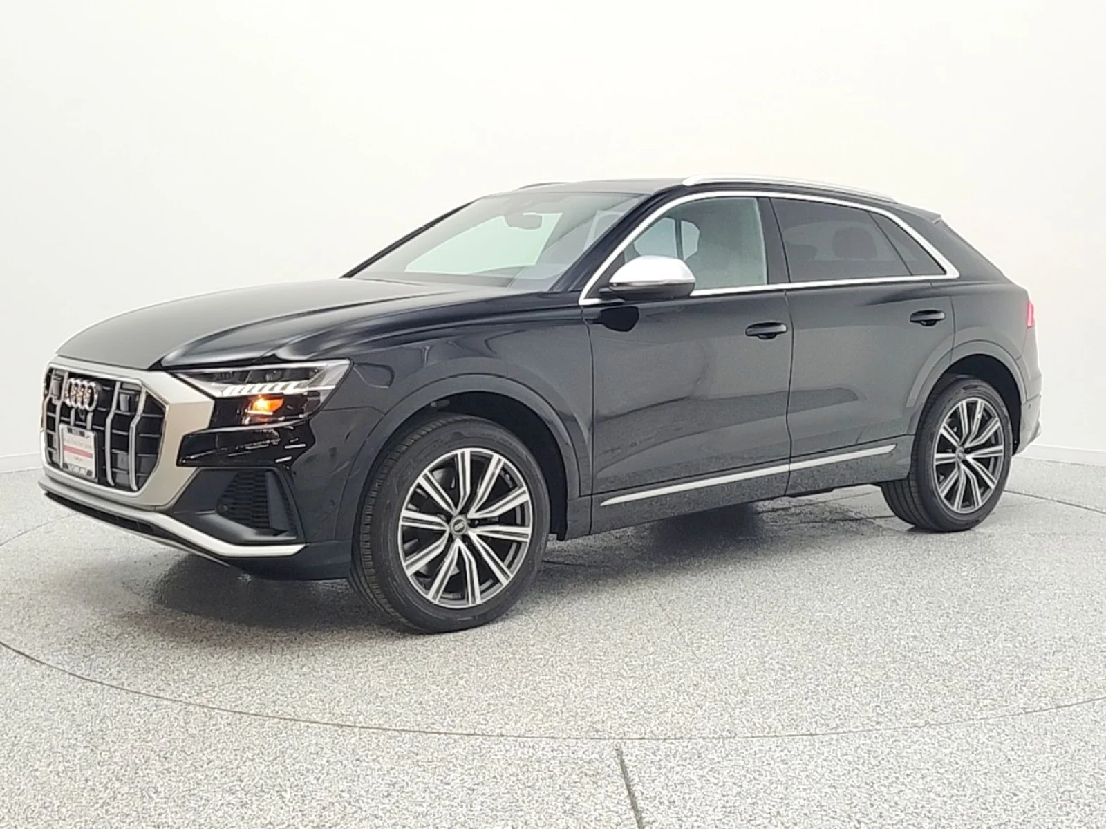 2023 Audi SQ8