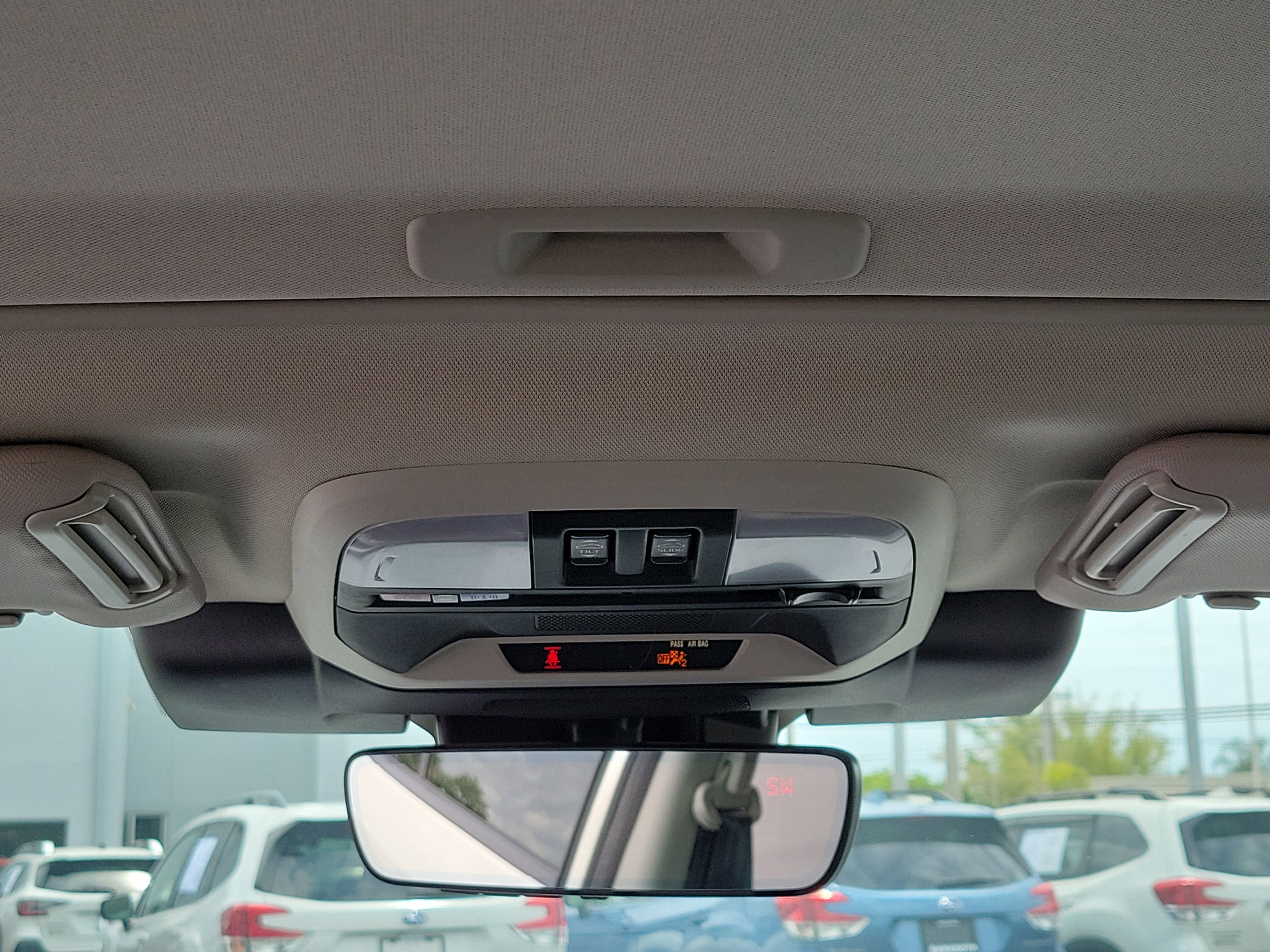 Used 2024 Crystal White Pearl Subaru Limited image 19