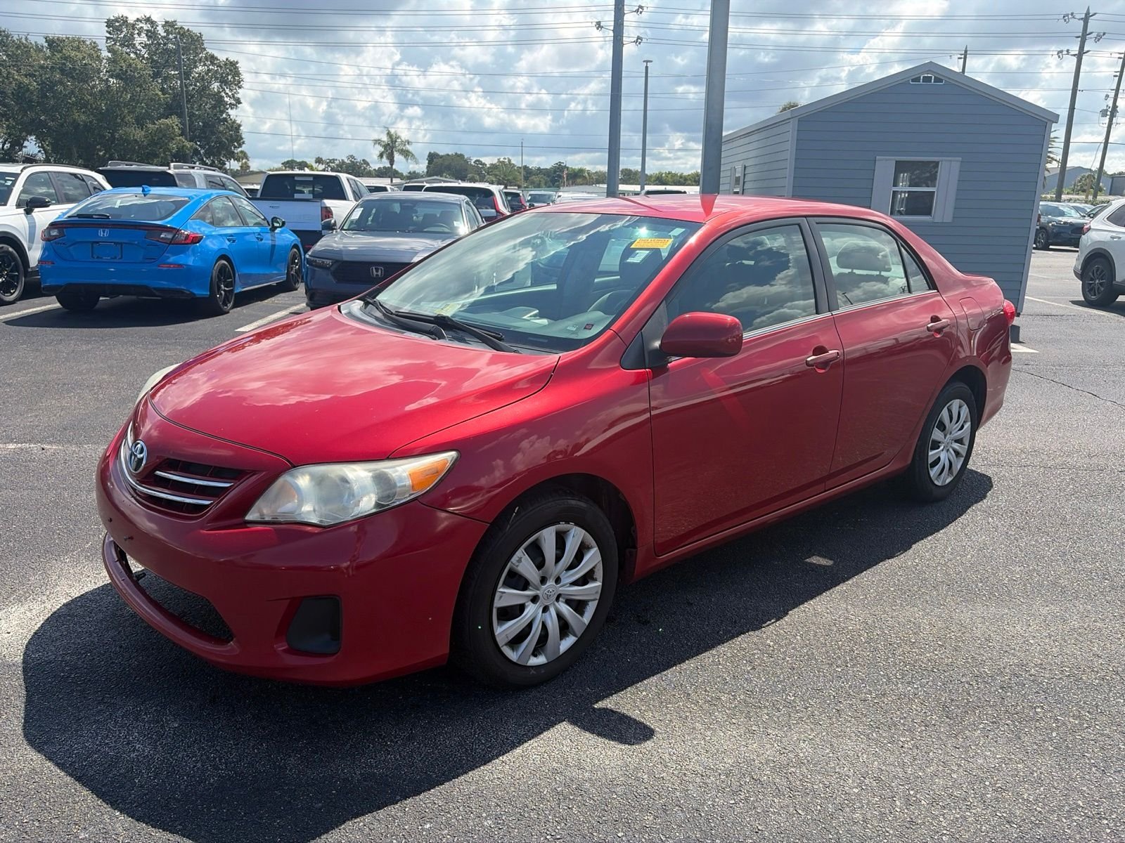 Used 2013 Red Toyota LE image 3