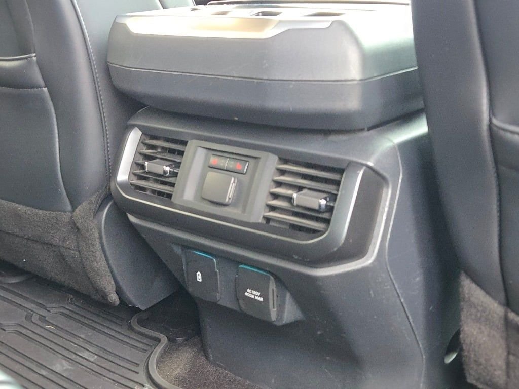 Used 2022 White Ford Raptor image 12