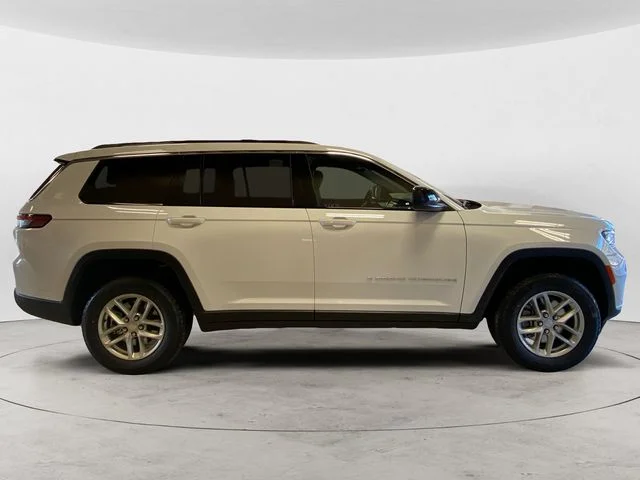 New 2026 White Jeep Laredo image 7