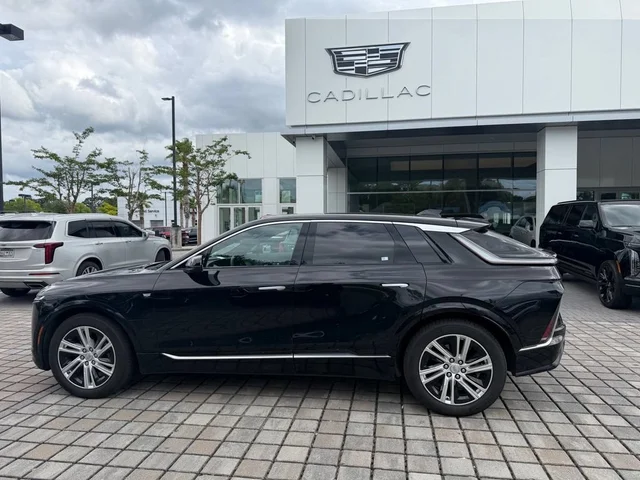 2024 Cadillac LYRIQ