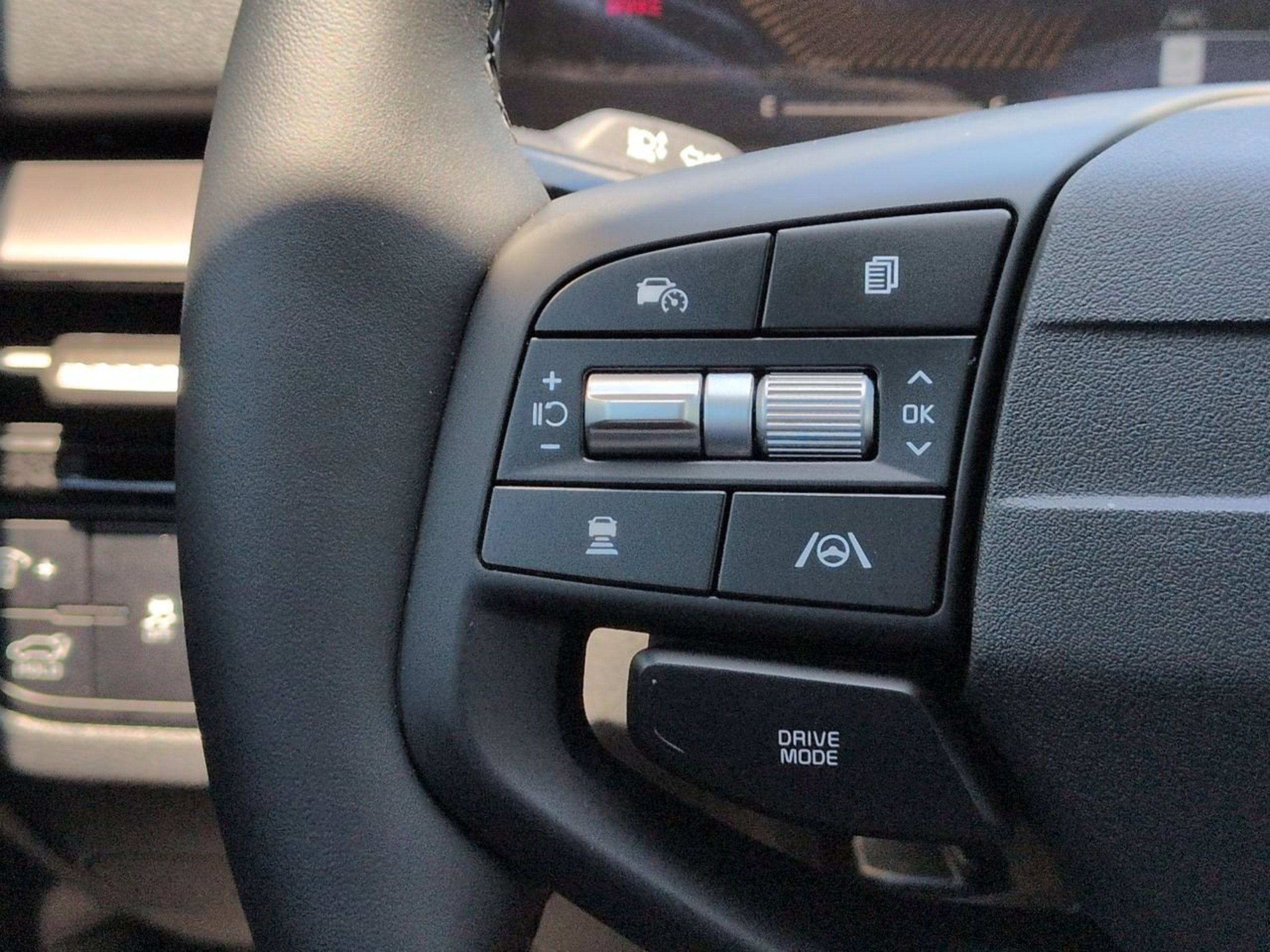 New 2026 Wolf Gray Kia EX image 19