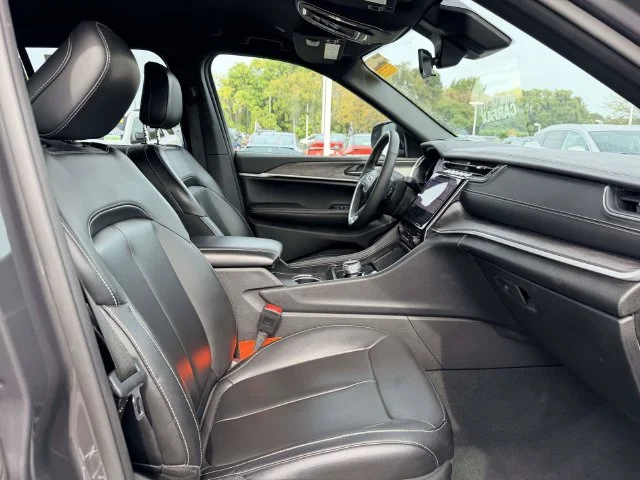 2025 Jeep Grand Cherokee Limited - Photo 10