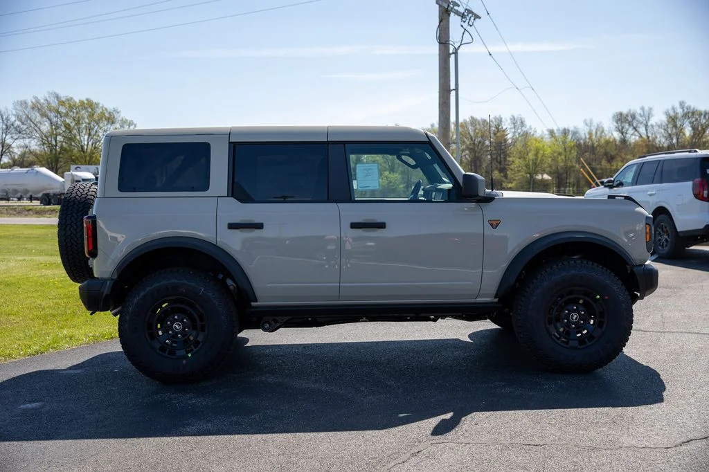 New 2026 Desert Sand Ford Badlands® image 12