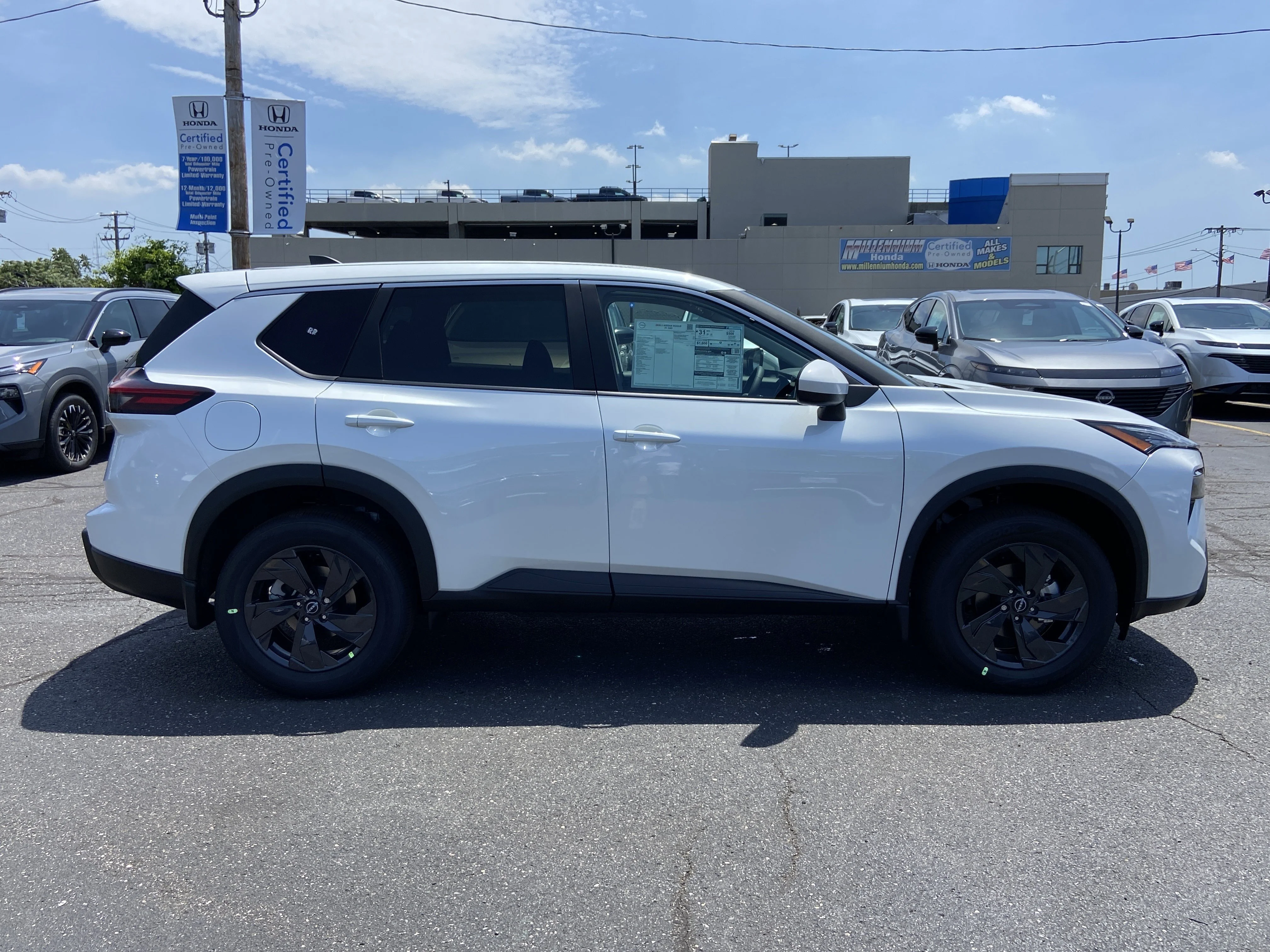 New 2026 Everest White Pearl Tricoat Nissan SV image 3