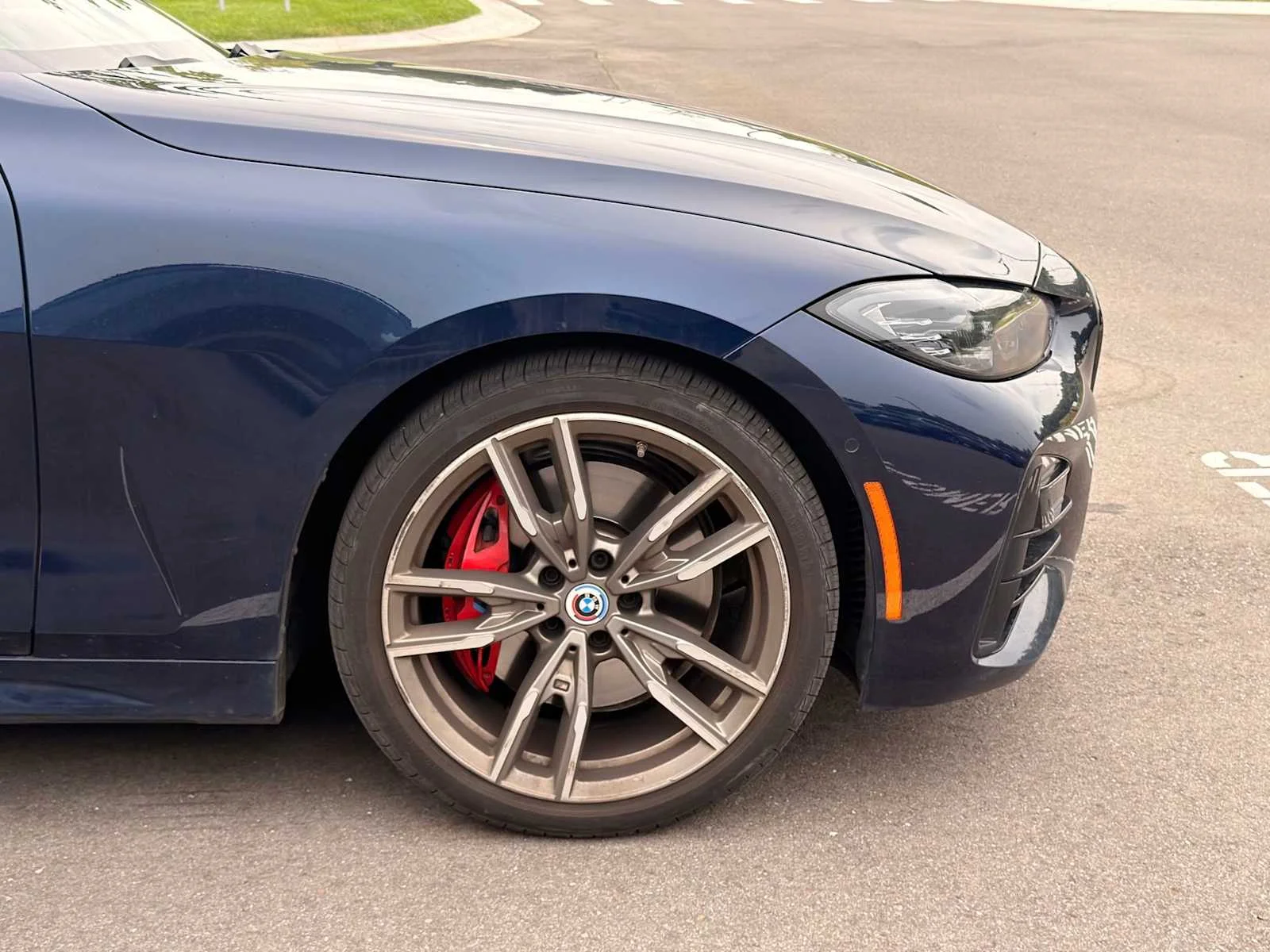 Certified Used 2023 Tanzanite Blue II Metallic BMW M440i xDrive image 16