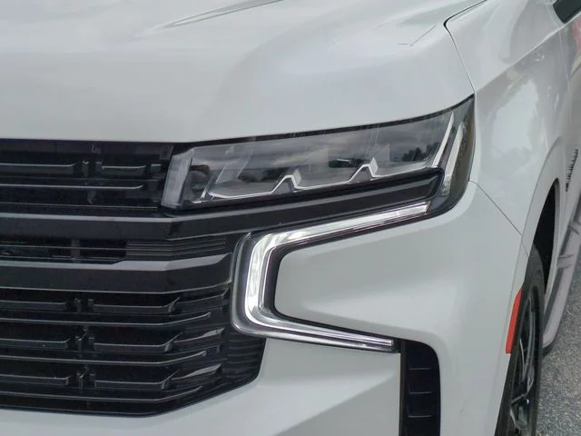 Used 2024 White Chevrolet RST image 9