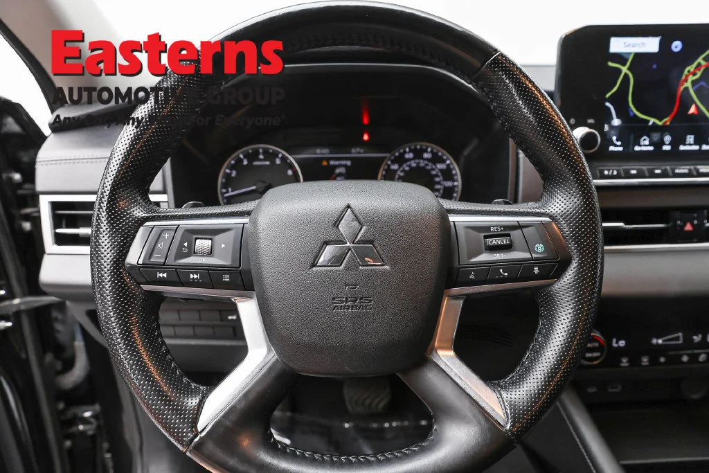 Used 2024 Black Mitsubishi SE image 10