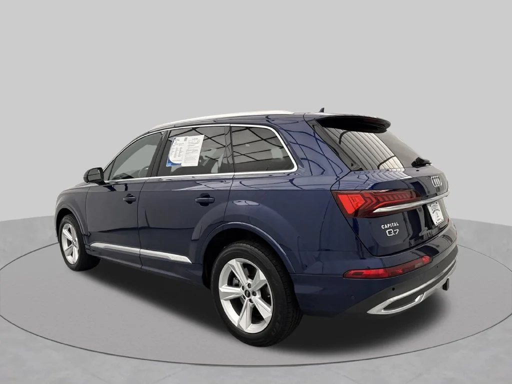2021 Audi Q7 55 PREMIUM SUV Slide 4