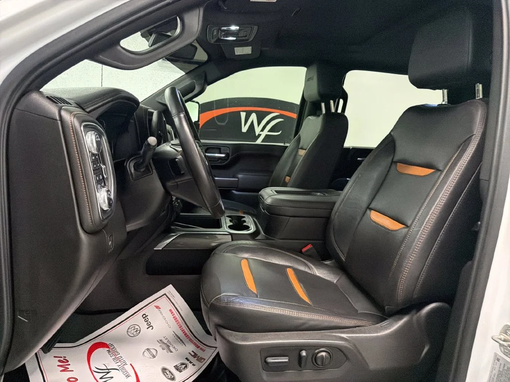 Used 2022 SUMMIT WHITE GMC AT4 image 11